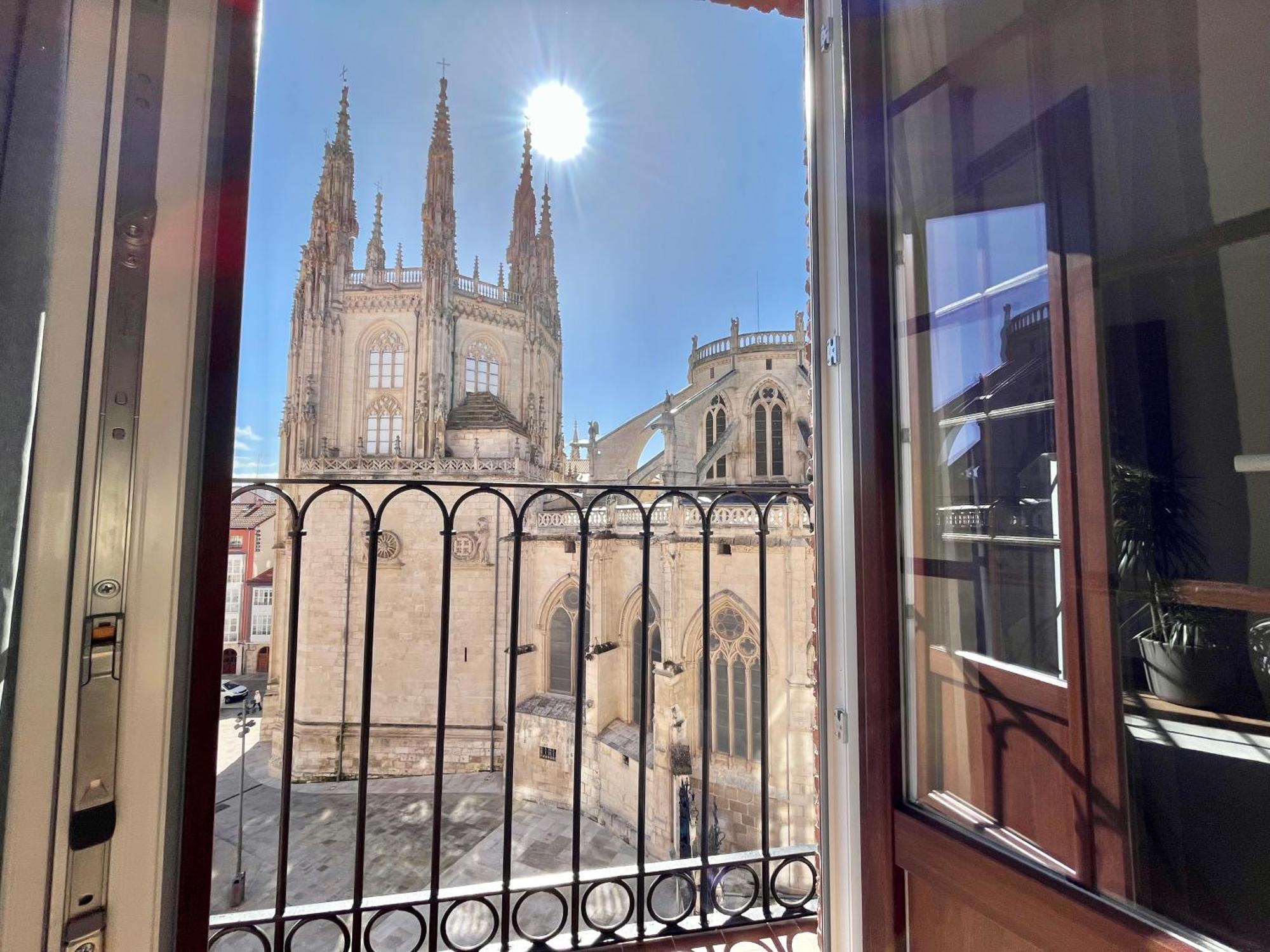 Апартаменты Acariciando La Catedral Vista Espectacular Бургос Экстерьер фото